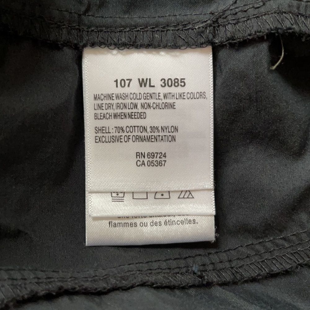 Columbia Jacket.  Size Small. - Picture 4 of 6